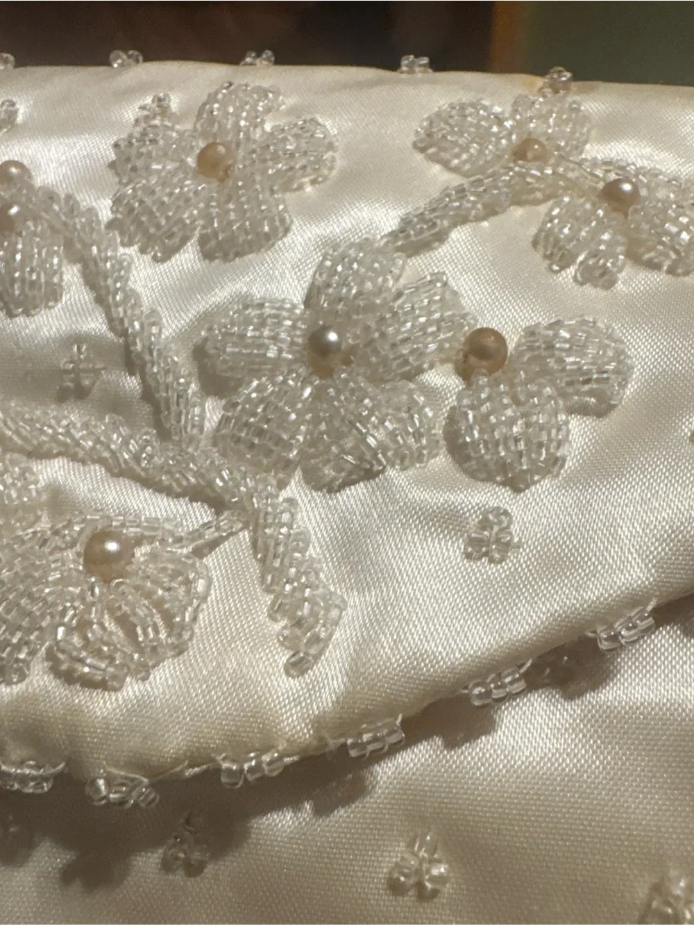 Richere Hand Beaded mid-century (circa 1950s–1960s) bridal or evening clutch